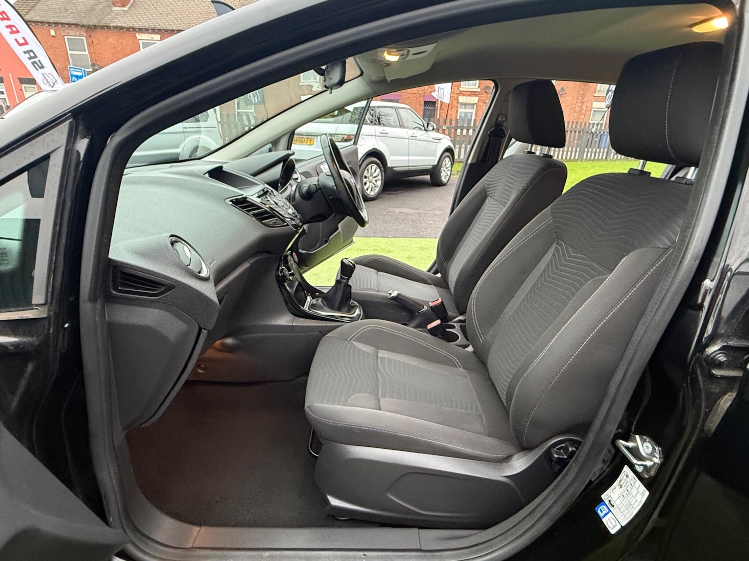 Used Ford Fiesta 2017 for sale - 77040317: Photo 30