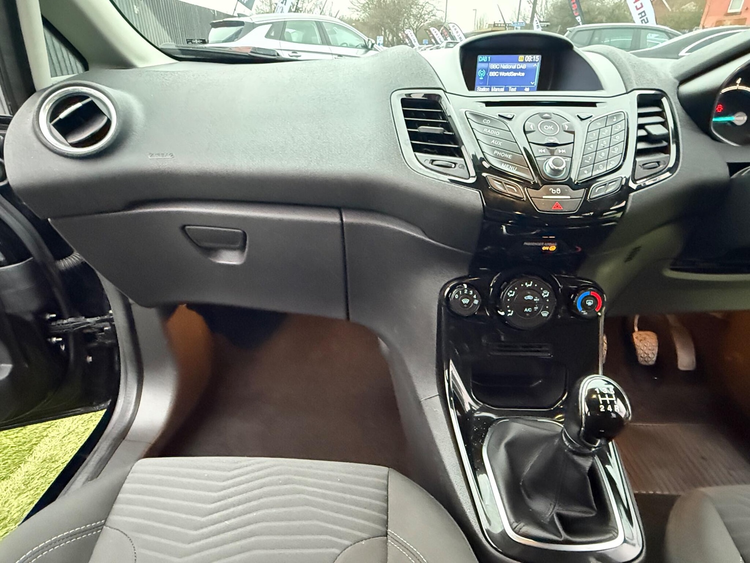 Used Ford Fiesta 2017 for sale - 77040317: Photo 37