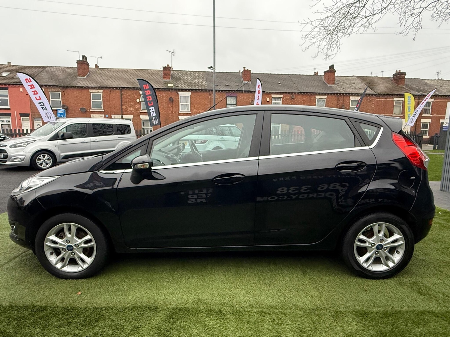 Used Ford Fiesta 2017 for sale - 77040317: Photo 8