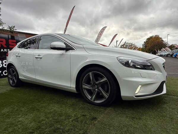 Used Volvo V40 2015 for sale - 76239612: Photo 17