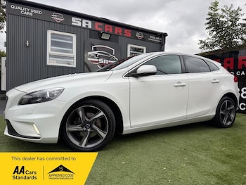 Volvo - V40