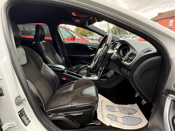 Used Volvo V40 2015 for sale - 76239612: Photo 24