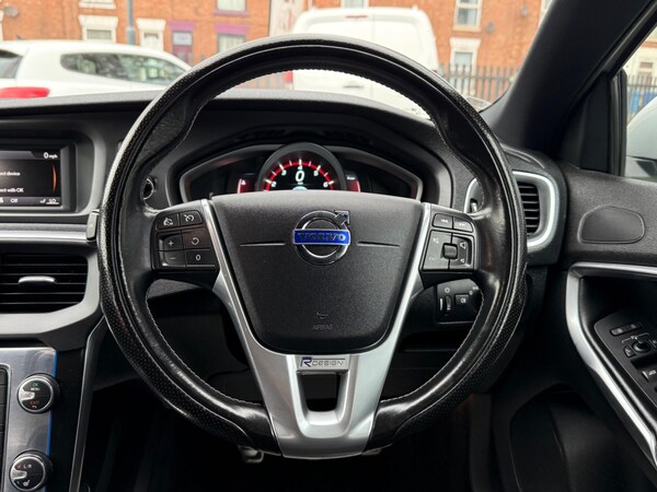 Used Volvo V40 2015 for sale - 76239612: Photo 43