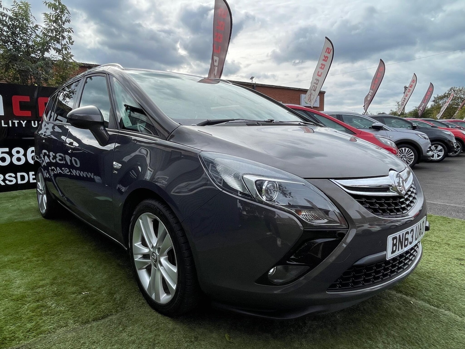 Used Vauxhall Zafira Tourer 2013 for sale - 76084226: Photo 17
