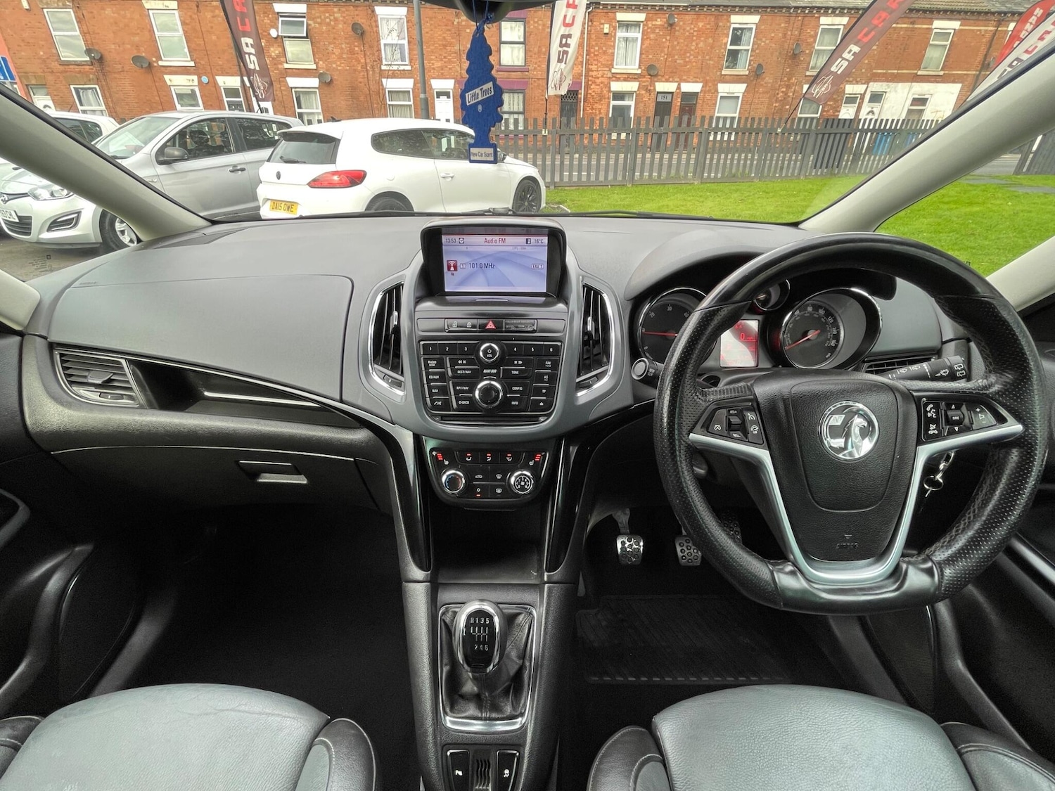 Used Vauxhall Zafira Tourer 2013 for sale - 76084226: Photo 2