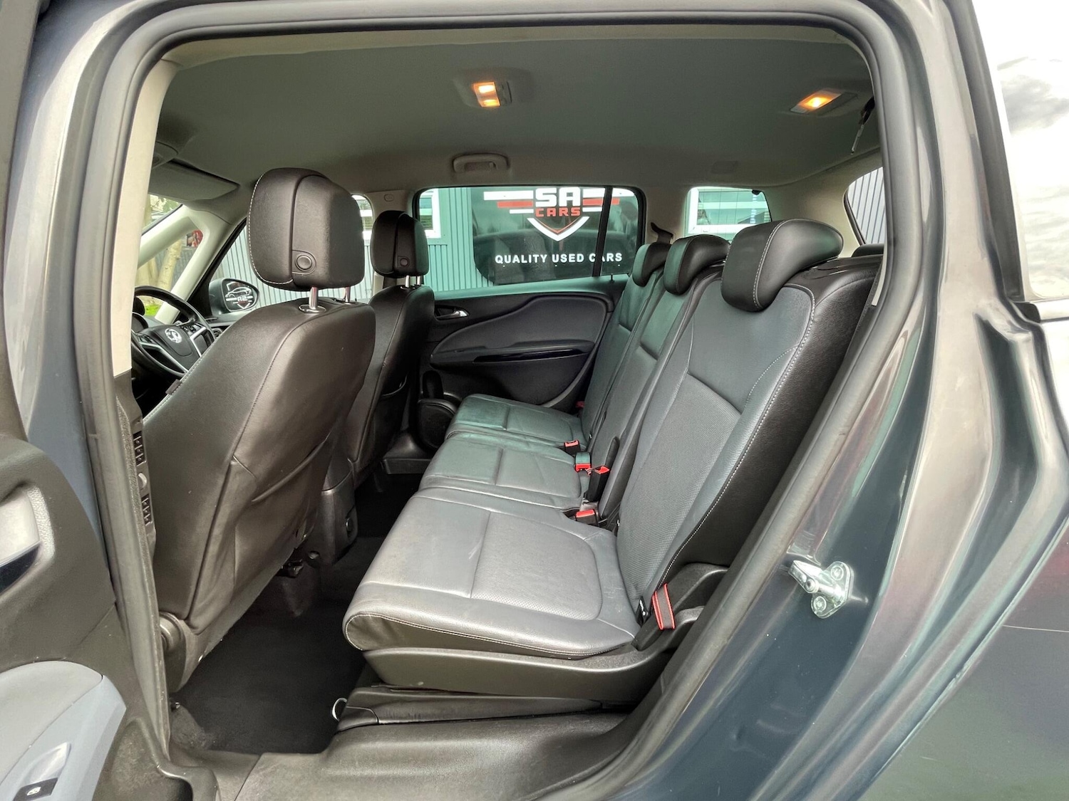 Used Vauxhall Zafira Tourer 2013 for sale - 76084226: Photo 33