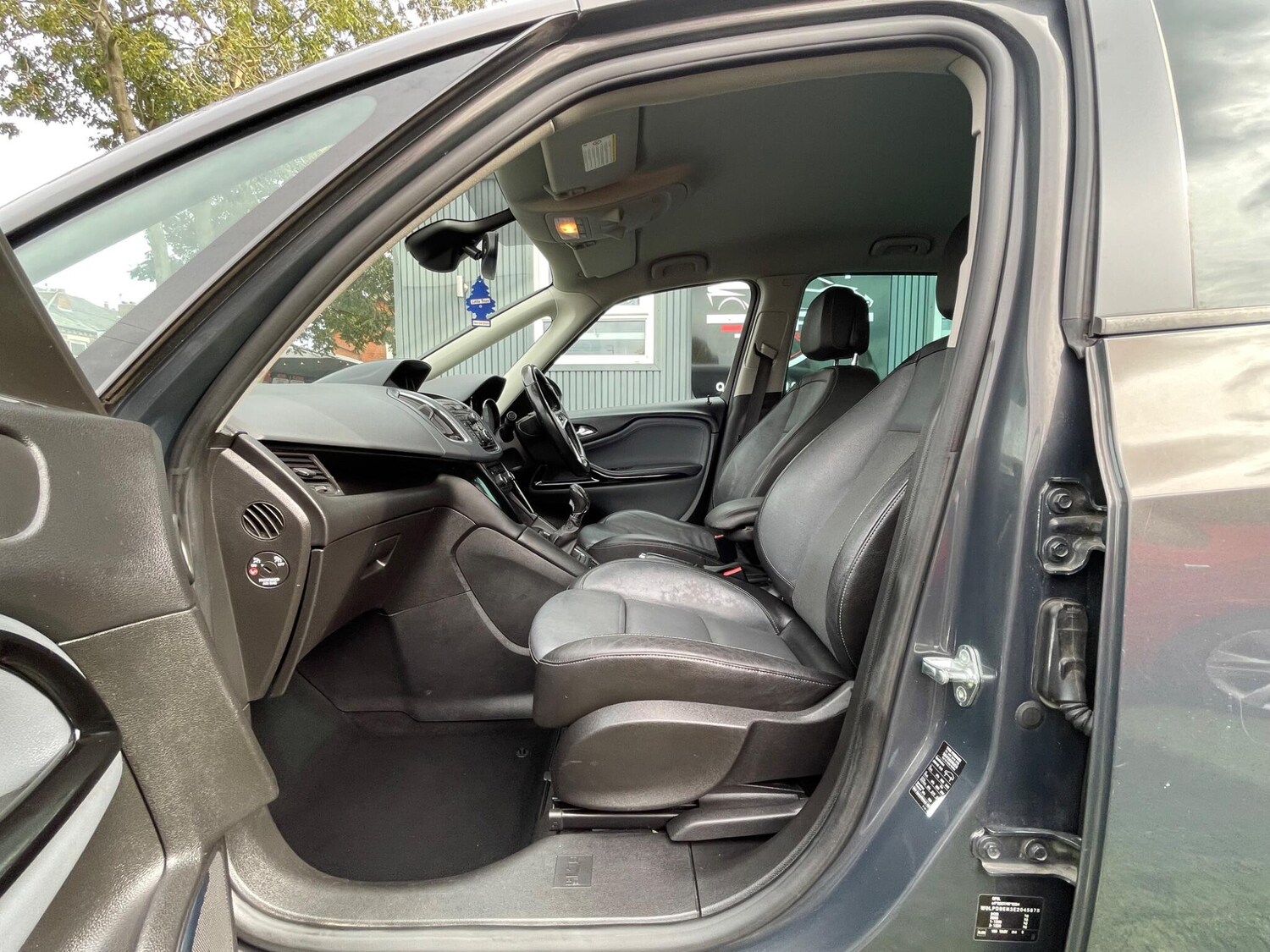 Used Vauxhall Zafira Tourer 2013 for sale - 76084226: Photo 34