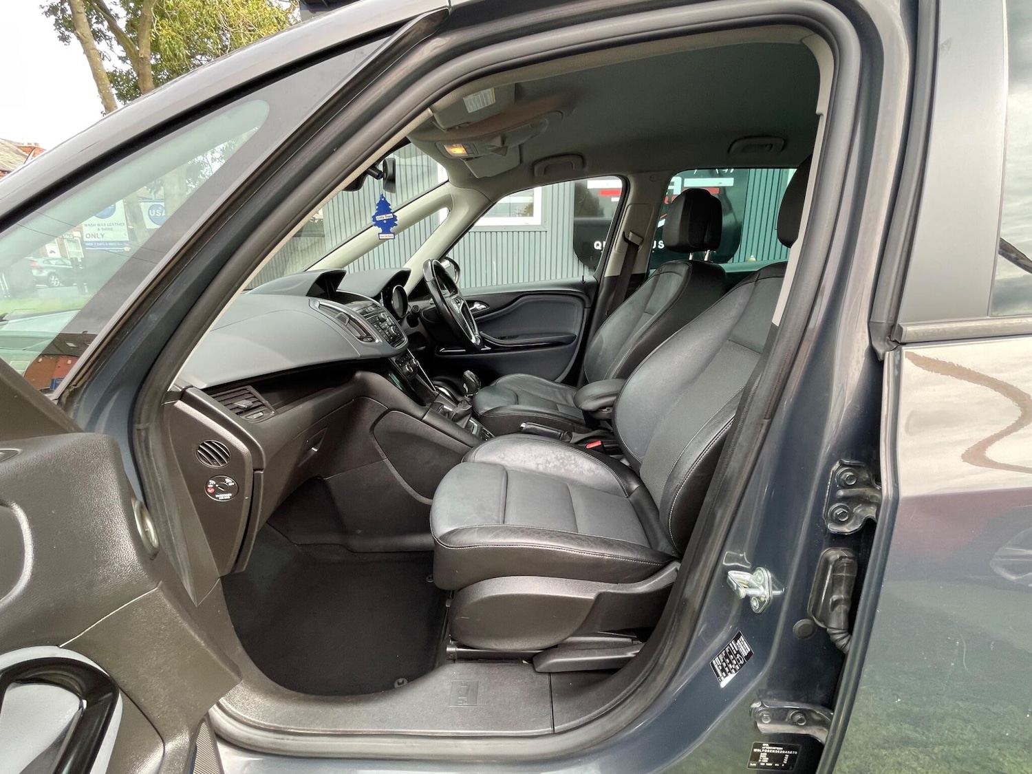 Used Vauxhall Zafira Tourer 2013 for sale - 76084226: Photo 35