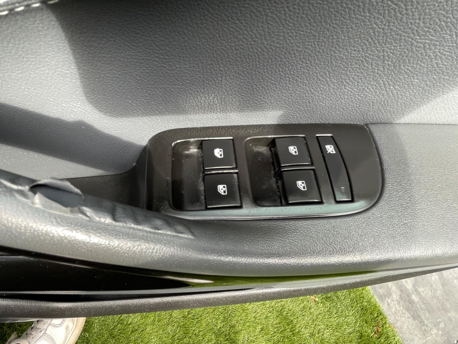 Used Vauxhall Zafira Tourer 2013 for sale - 76084226: Photo 53