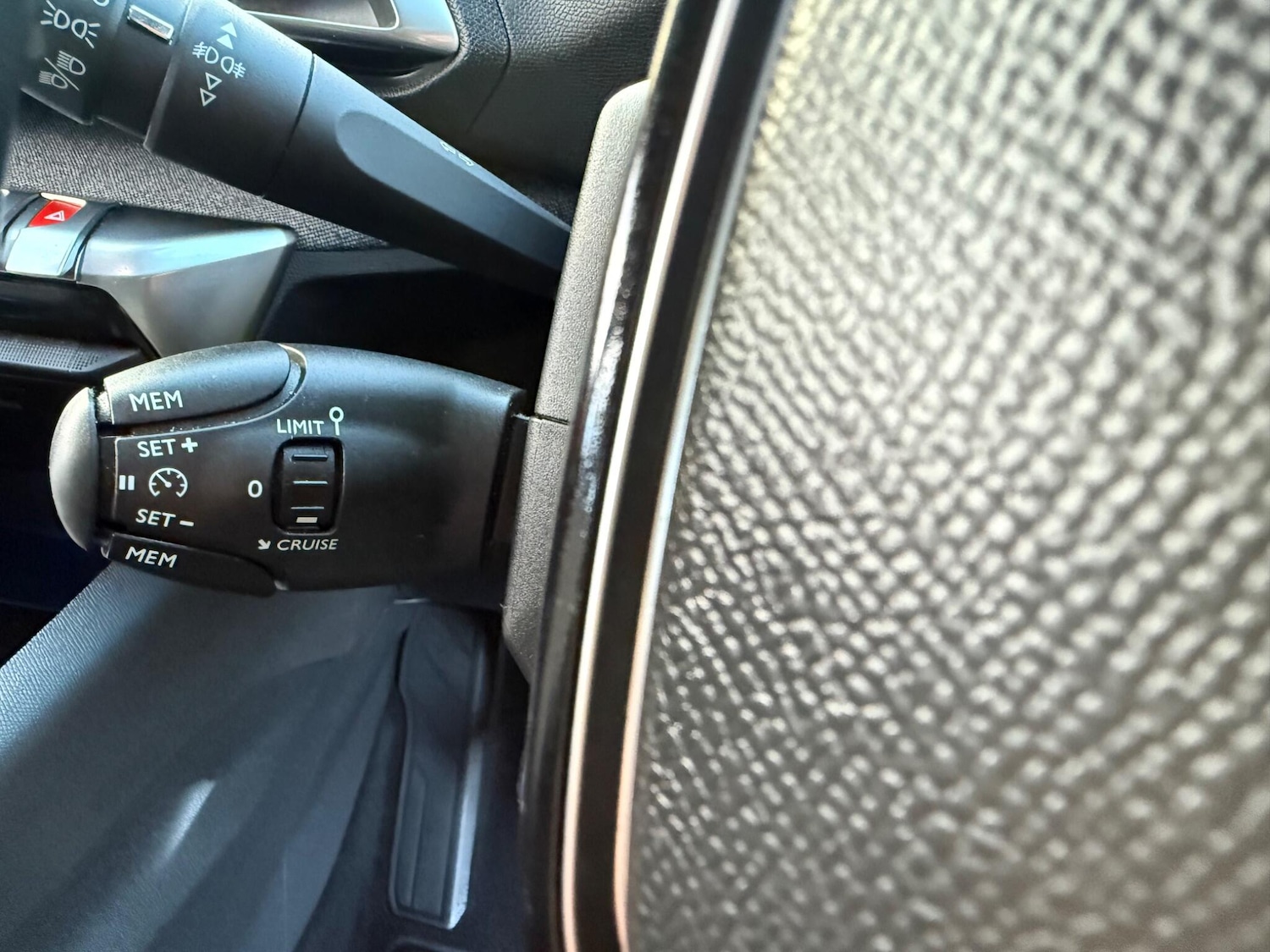 Used Peugeot 3008 2019 for sale - 76781212: Photo 27