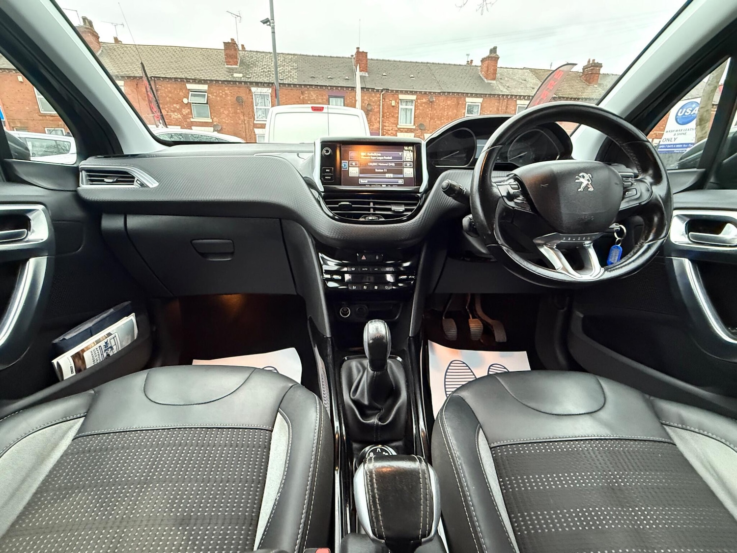 Used Peugeot 2008 2016 for sale - 76703600: Photo 2