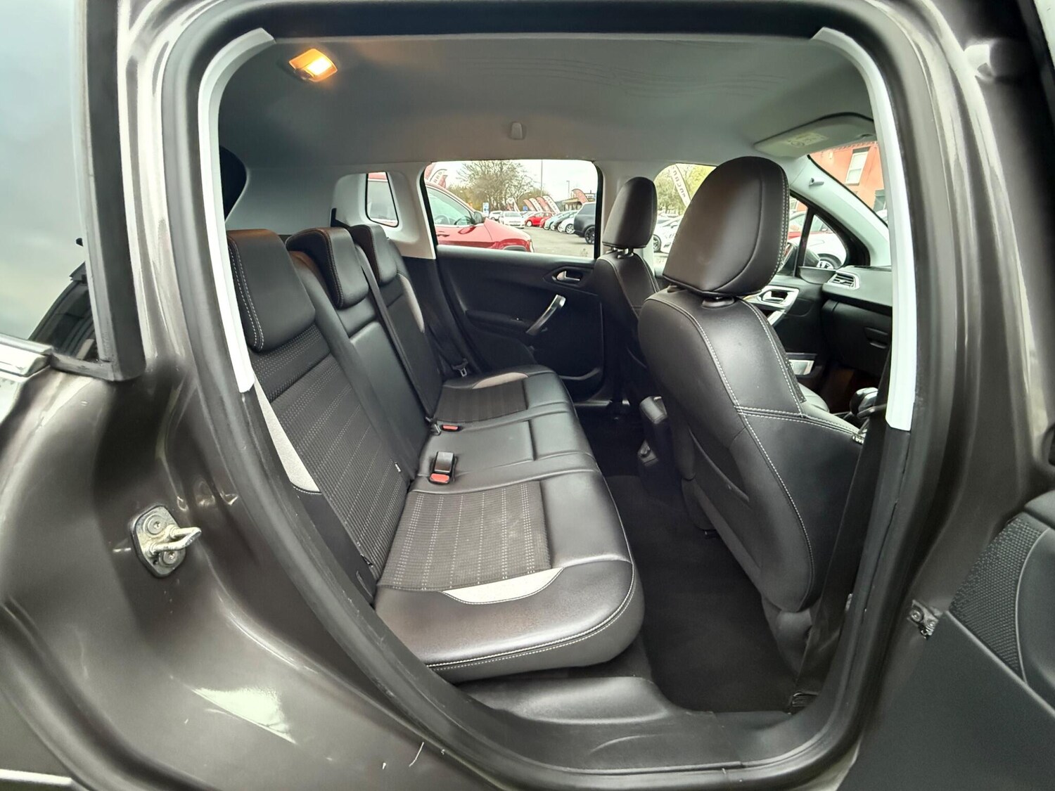 Used Peugeot 2008 2016 for sale - 76703600: Photo 25