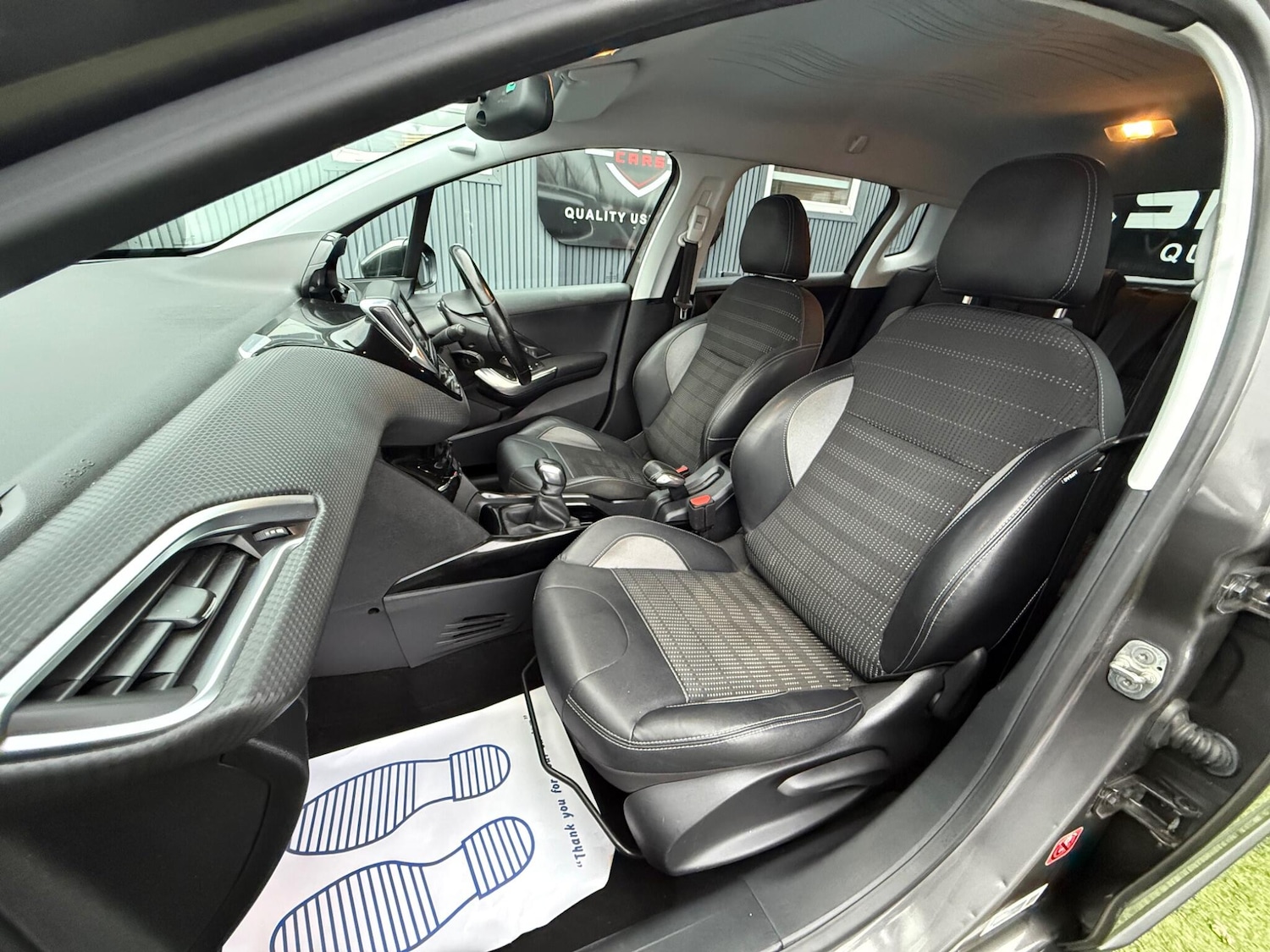 Used Peugeot 2008 2016 for sale - 76703600: Photo 29