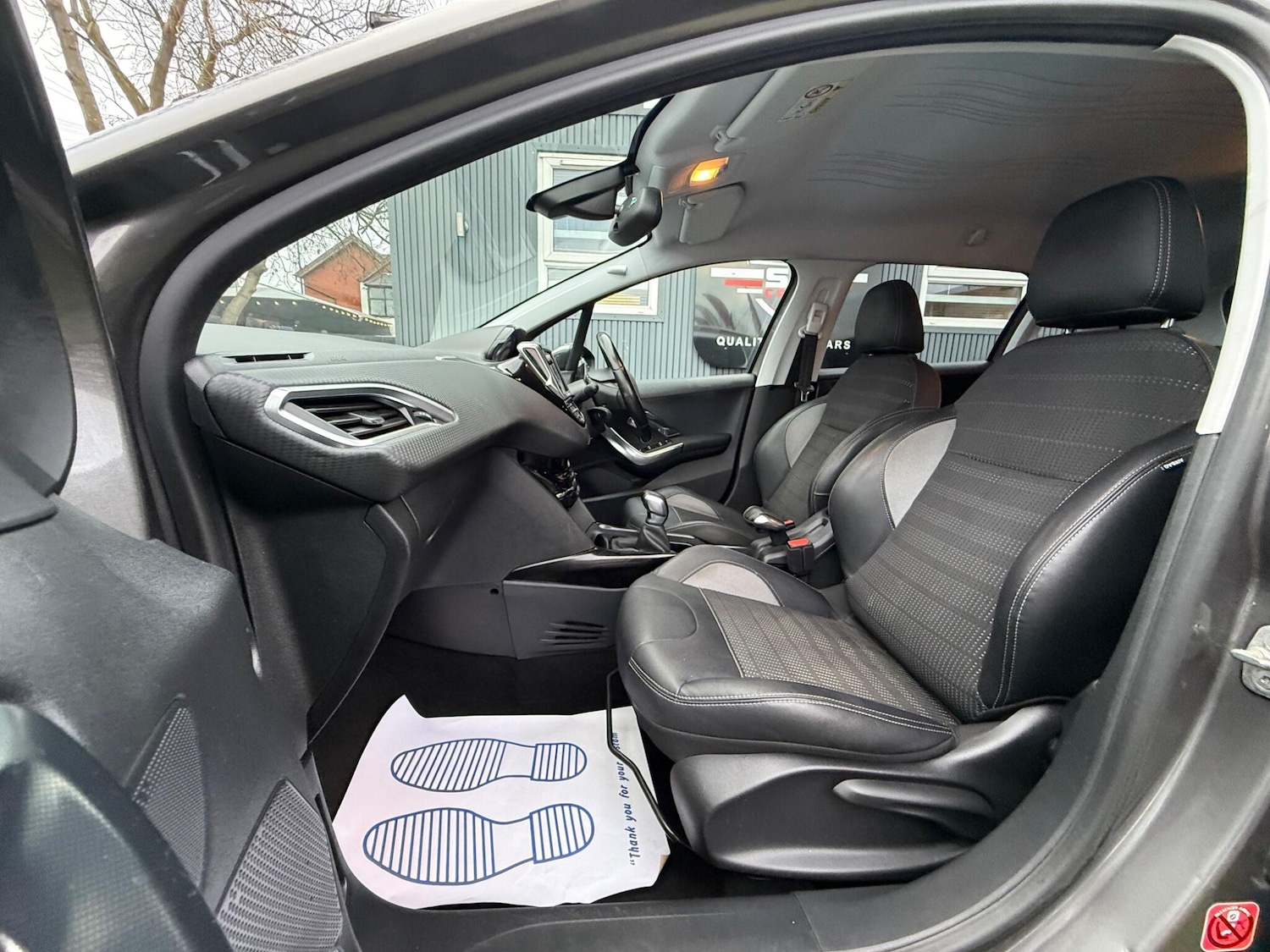 Used Peugeot 2008 2016 for sale - 76703600: Photo 31