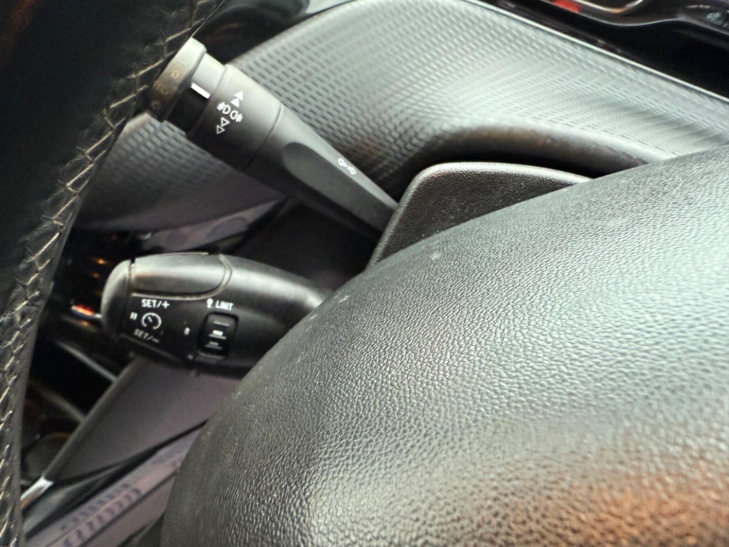 Used Peugeot 2008 2016 for sale - 76703600: Photo 41