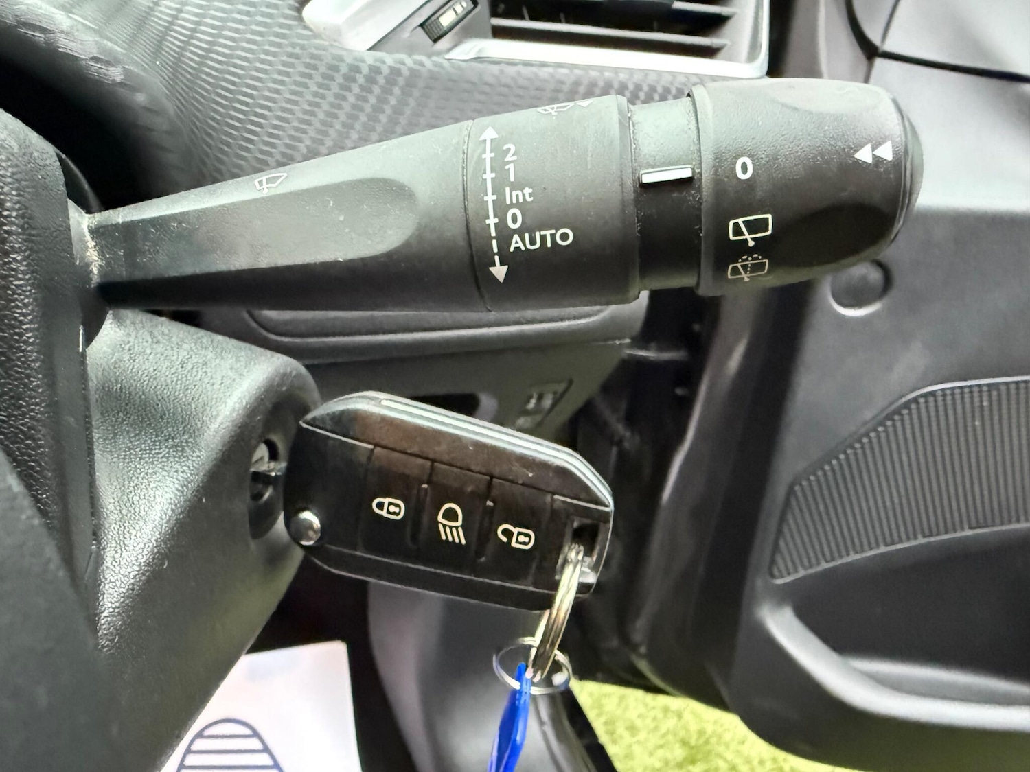 Used Peugeot 2008 2016 for sale - 76703600: Photo 42