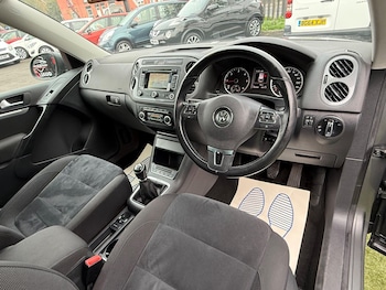 Used Volkswagen Tiguan 2014 for sale - 76250979: Photo 3