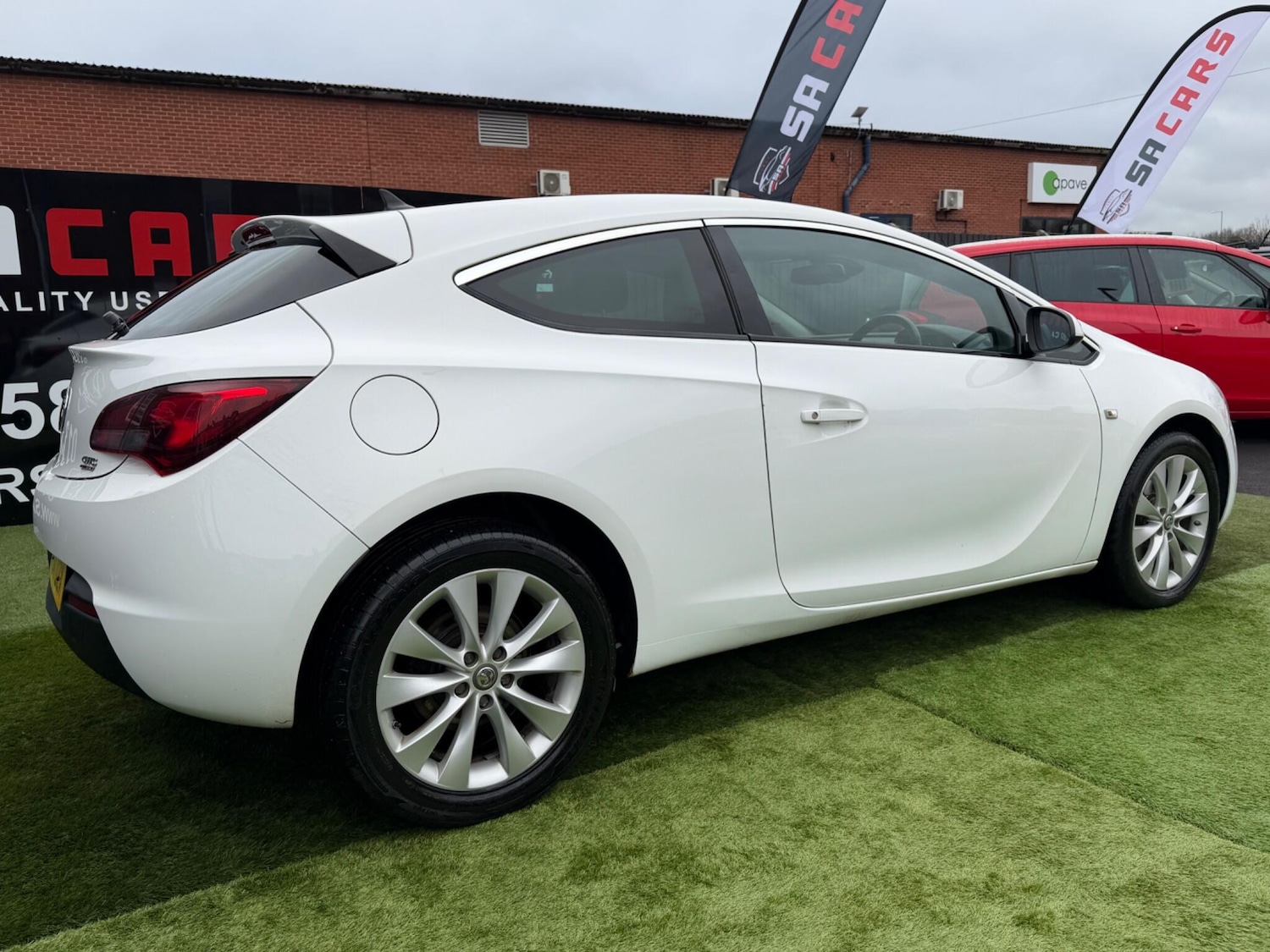 Used Vauxhall Astra GTC 2014 for sale - 77695326: Photo 17