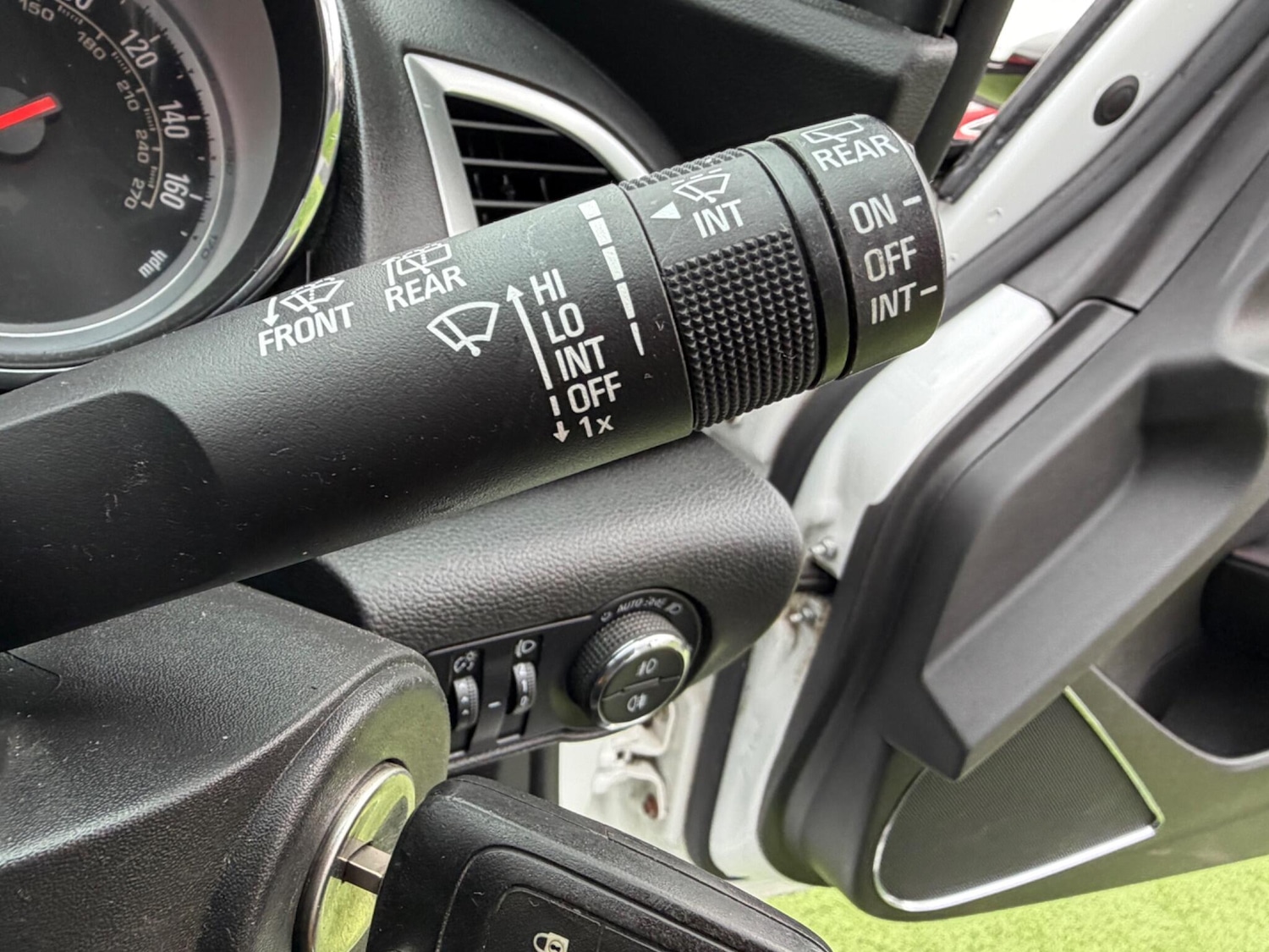 Used Vauxhall Astra GTC 2014 for sale - 77695326: Photo 24