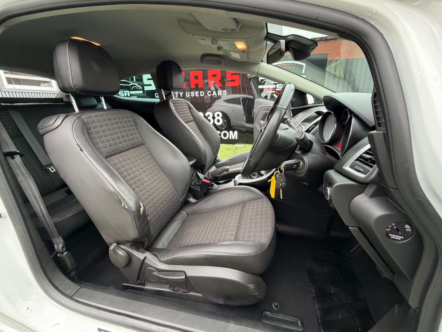 Used Vauxhall Astra GTC 2014 for sale - 77695326: Photo 27