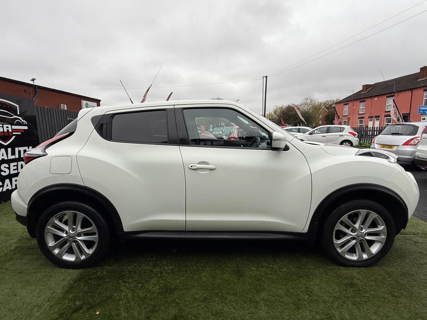 Used Nissan Juke 2015 for sale - 76703607: Photo 6