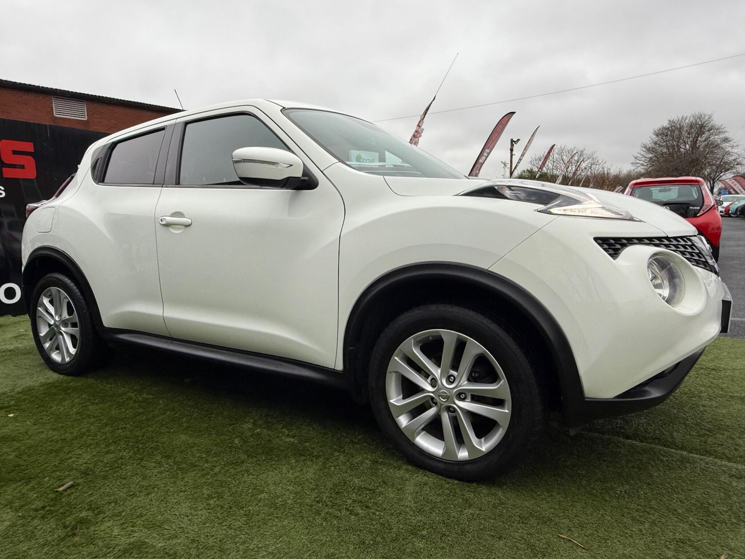 Used Nissan Juke 2015 for sale - 76703607: Photo 9