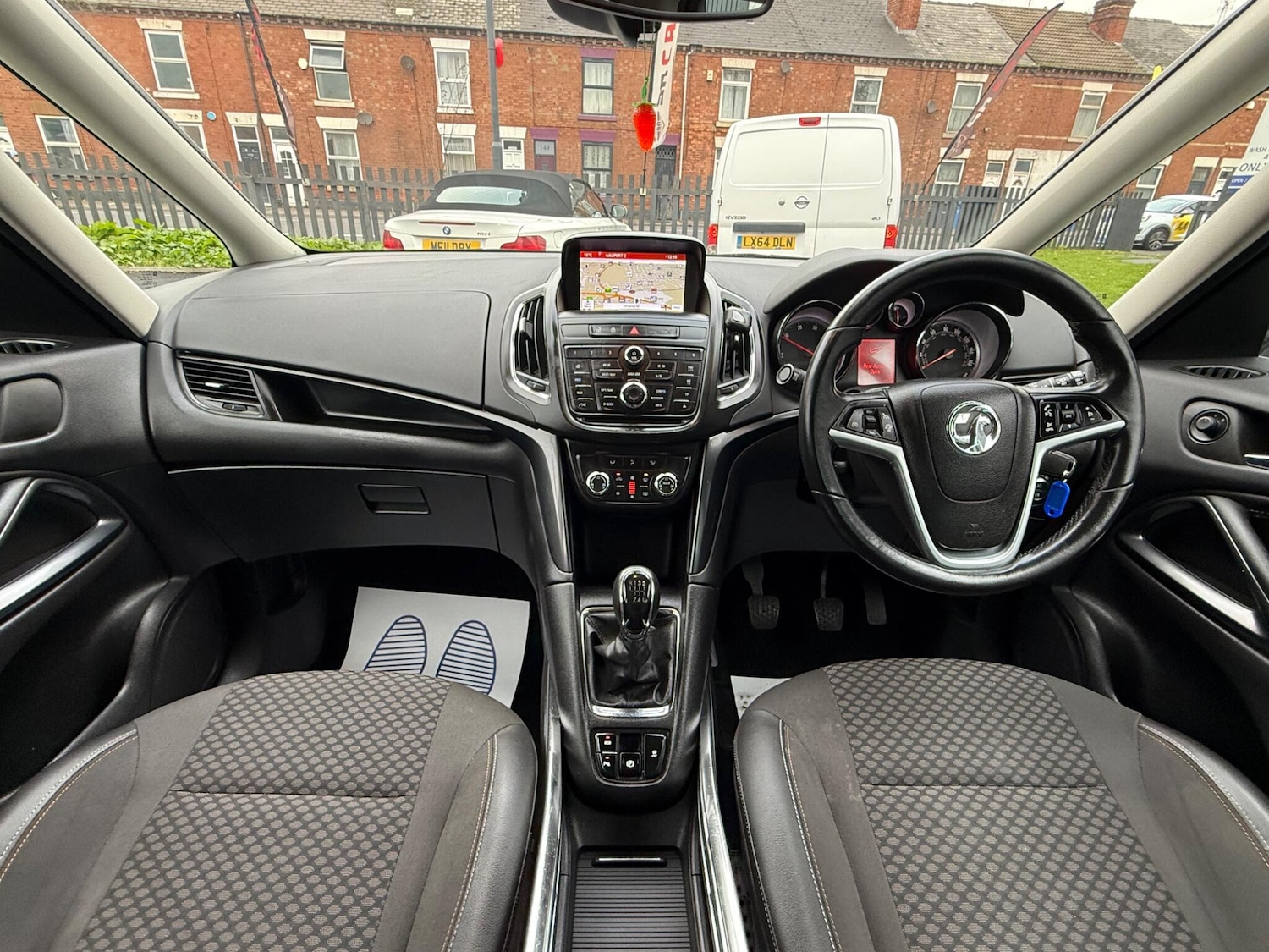 Used Vauxhall Zafira 2016 for sale - 76457357: Photo 2