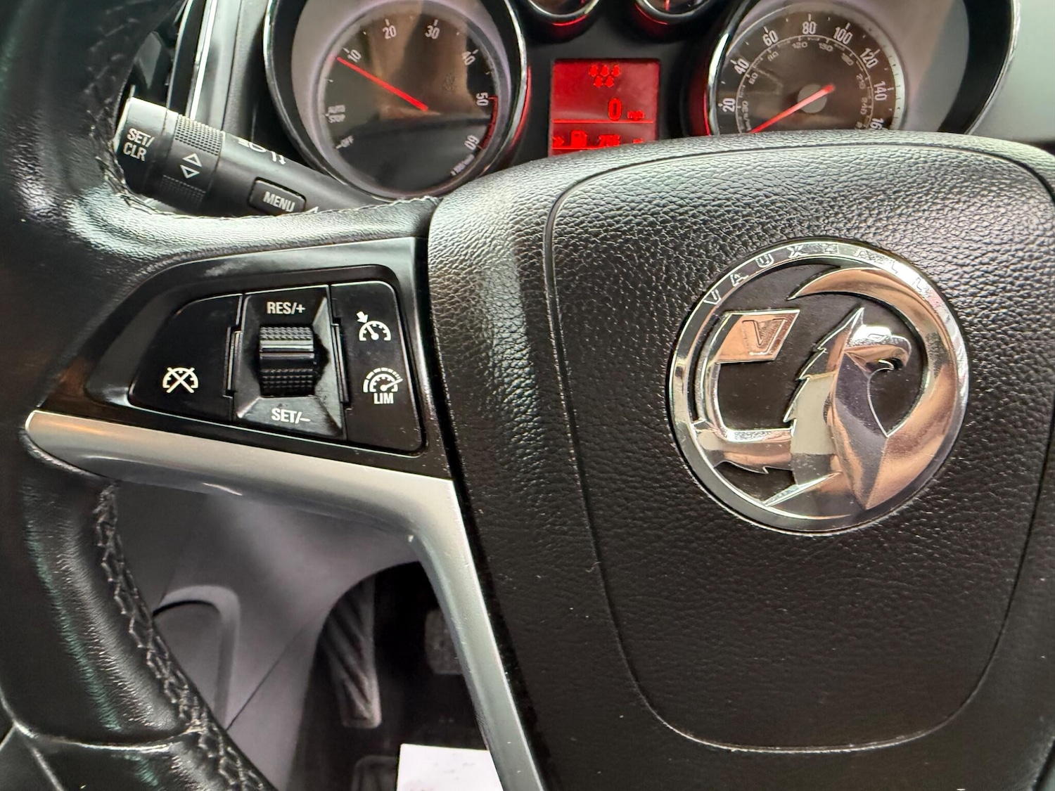 Used Vauxhall Zafira 2016 for sale - 76457357: Photo 25