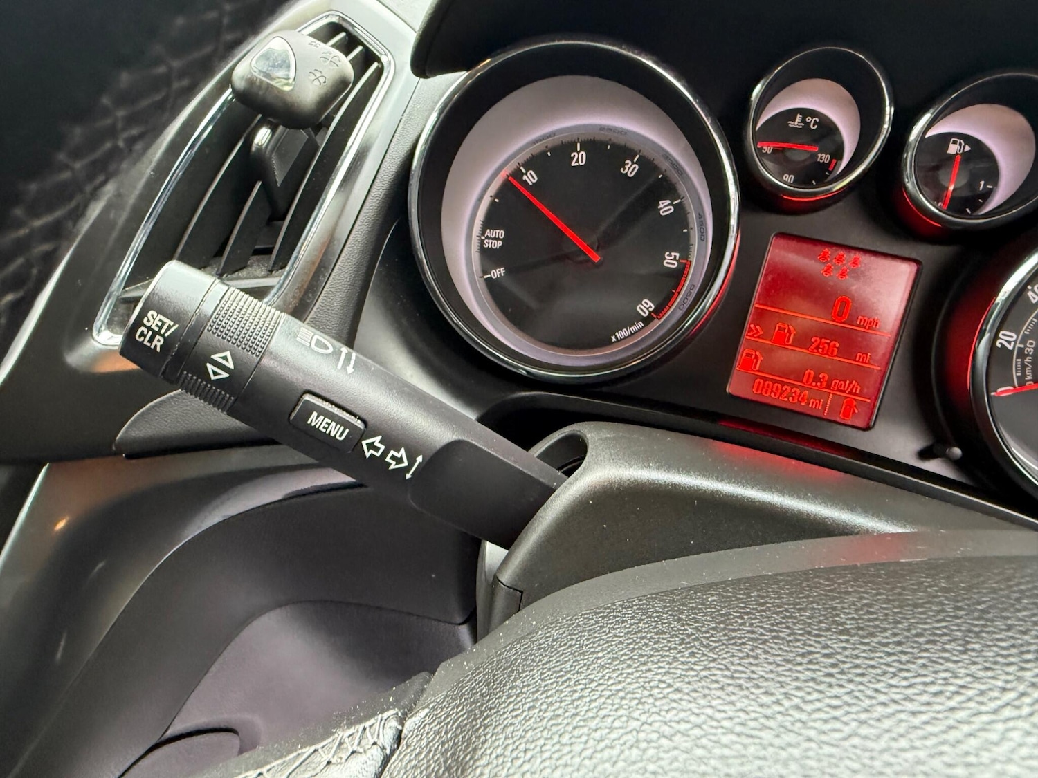 Used Vauxhall Zafira 2016 for sale - 76457357: Photo 27