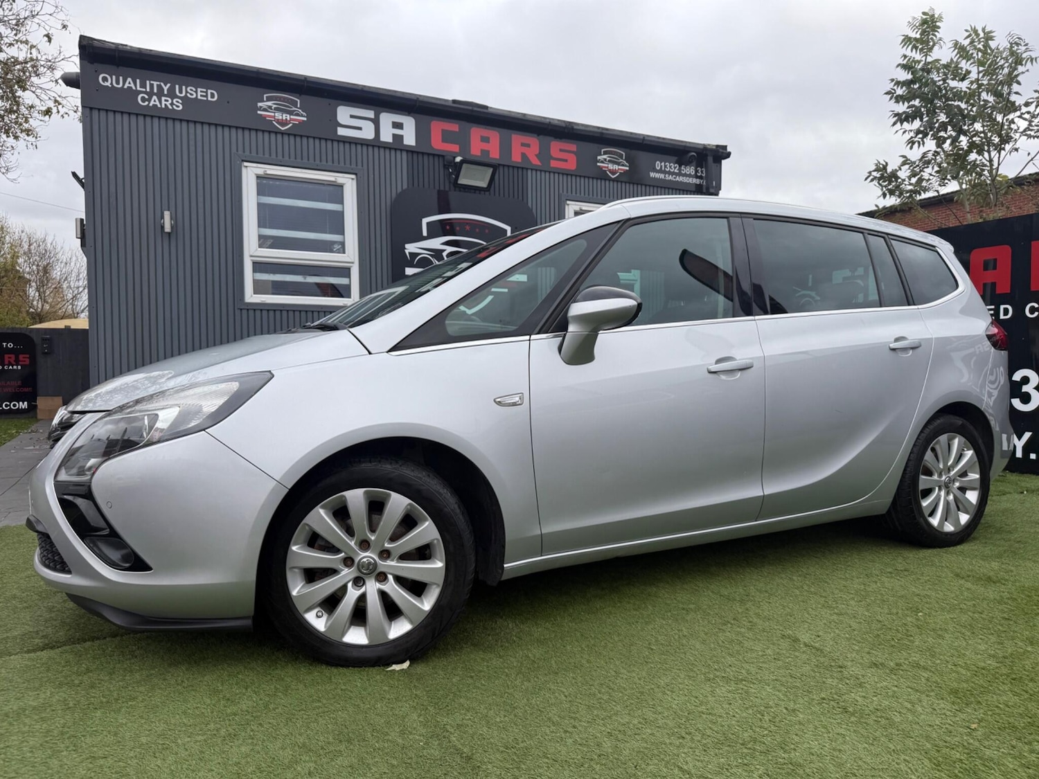 Used Vauxhall Zafira 2016 for sale - 76457357: Photo 9