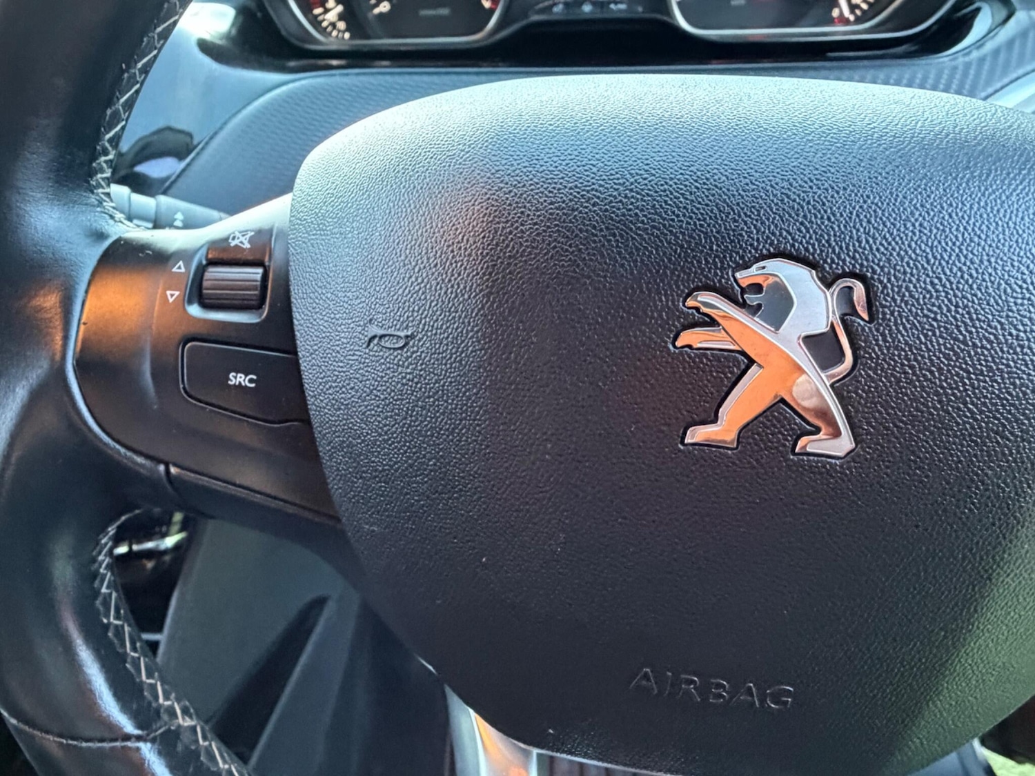 Used Peugeot 2008 2017 for sale - 77892071: Photo 20