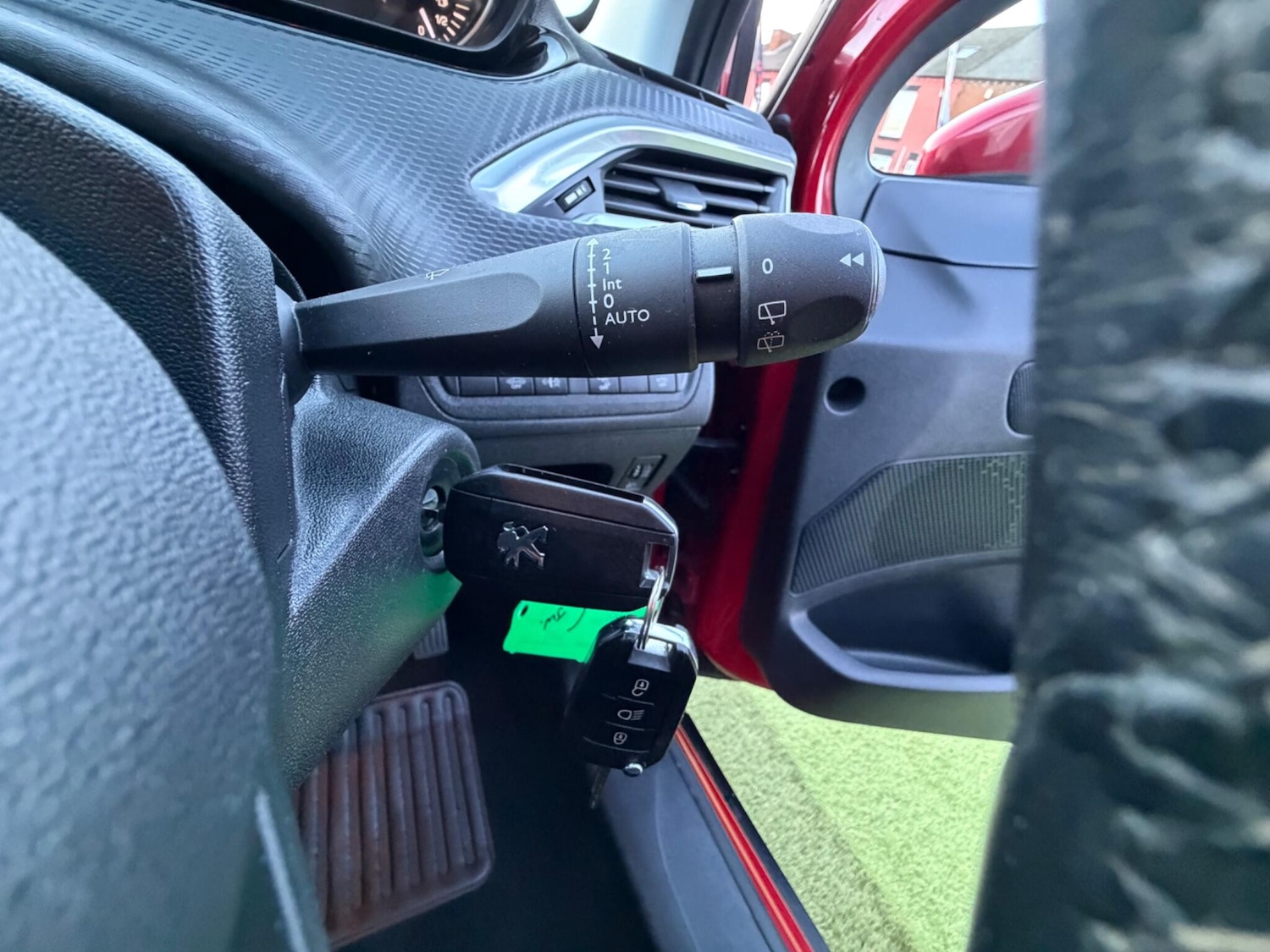 Used Peugeot 2008 2017 for sale - 77892071: Photo 23