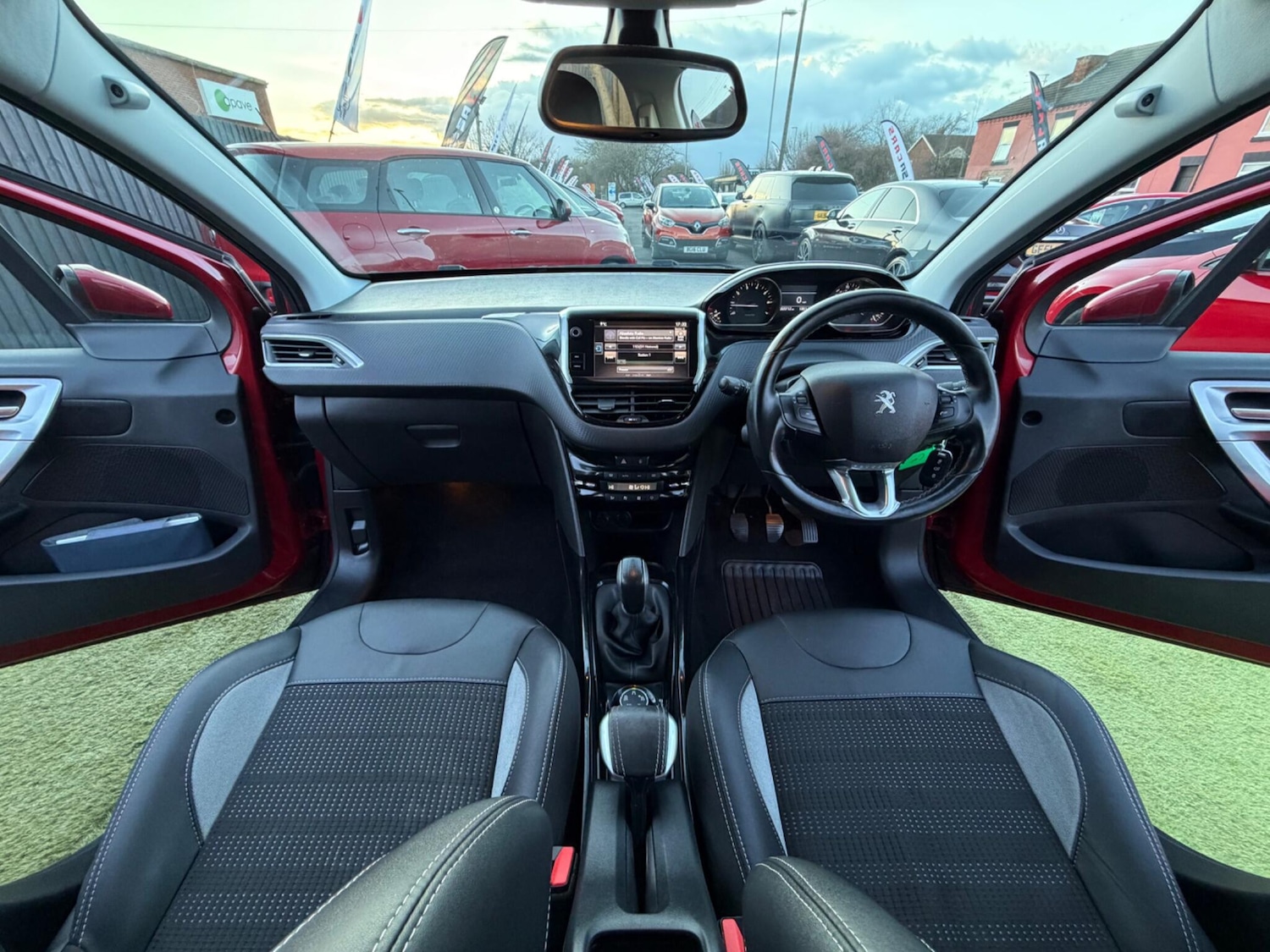 Used Peugeot 2008 2017 for sale - 77892071: Photo 38