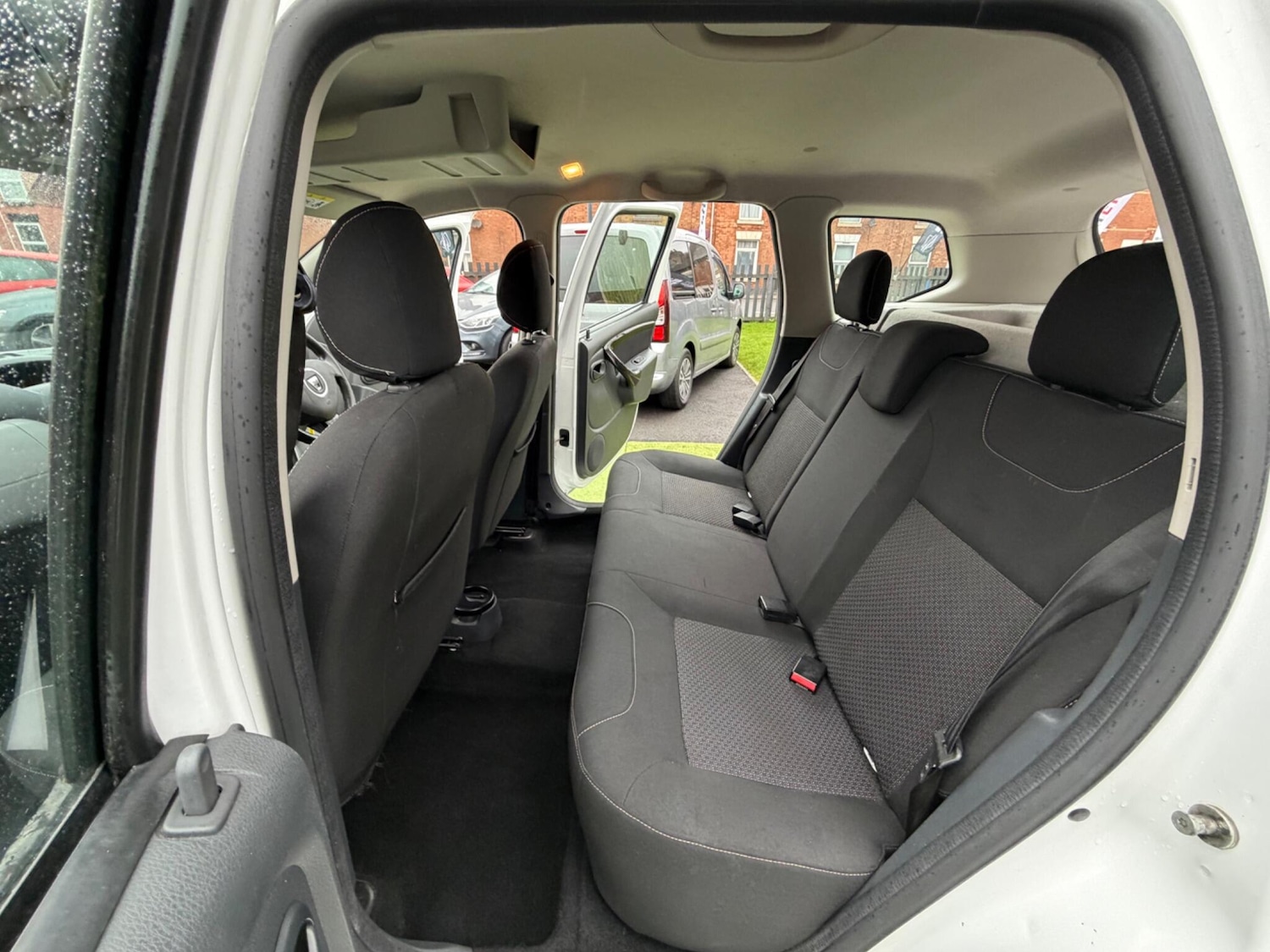 Used Dacia Duster 2013 for sale - 77695712: Photo 31