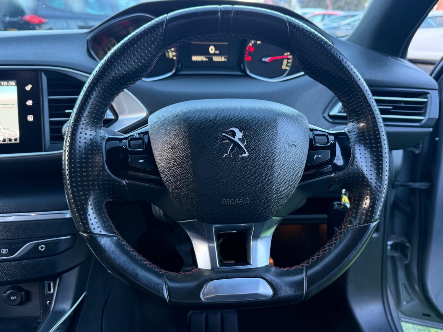 Used Peugeot 308 2016 for sale - 76898838: Photo 18