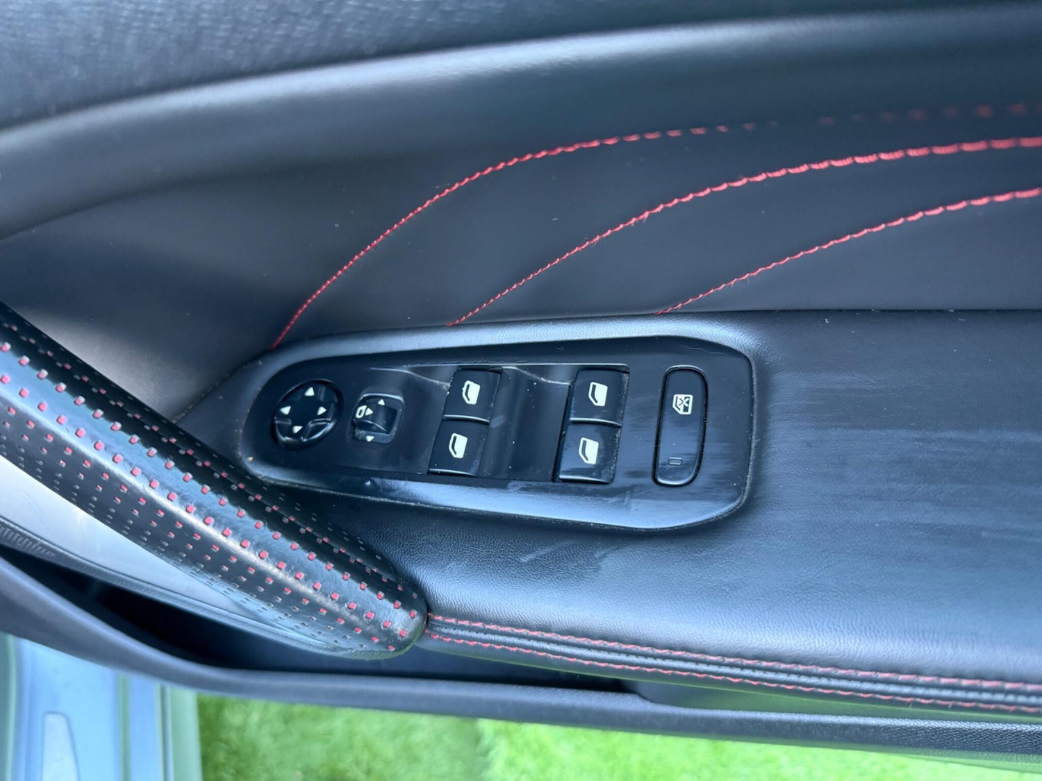 Used Peugeot 308 2016 for sale - 76898838: Photo 25