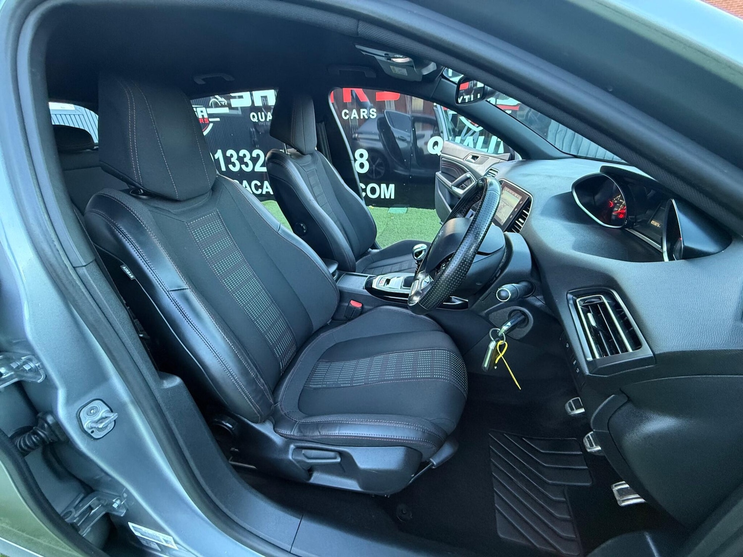 Used Peugeot 308 2016 for sale - 76898838: Photo 28