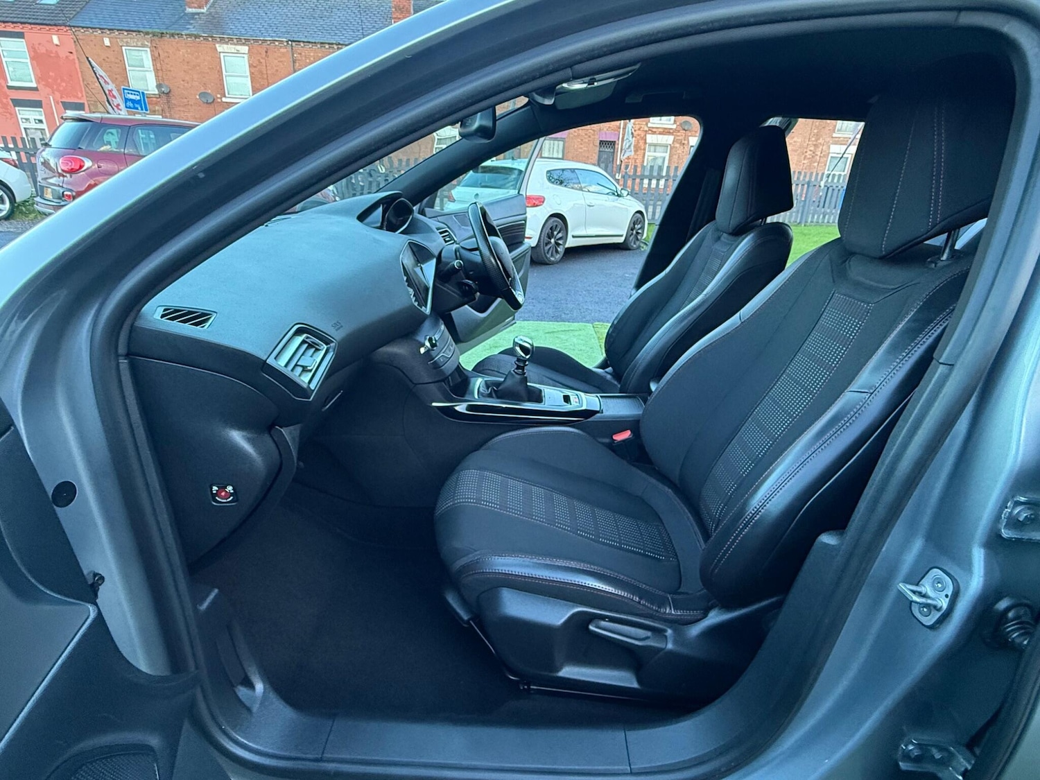 Used Peugeot 308 2016 for sale - 76898838: Photo 30