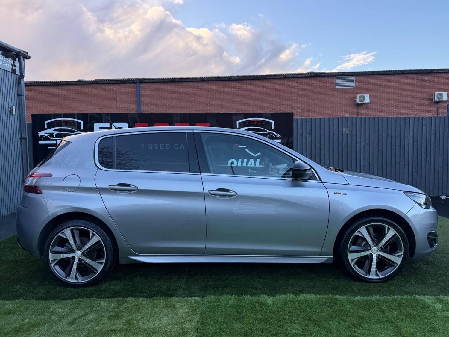 Used Peugeot 308 2016 for sale - 76898838: Photo 7
