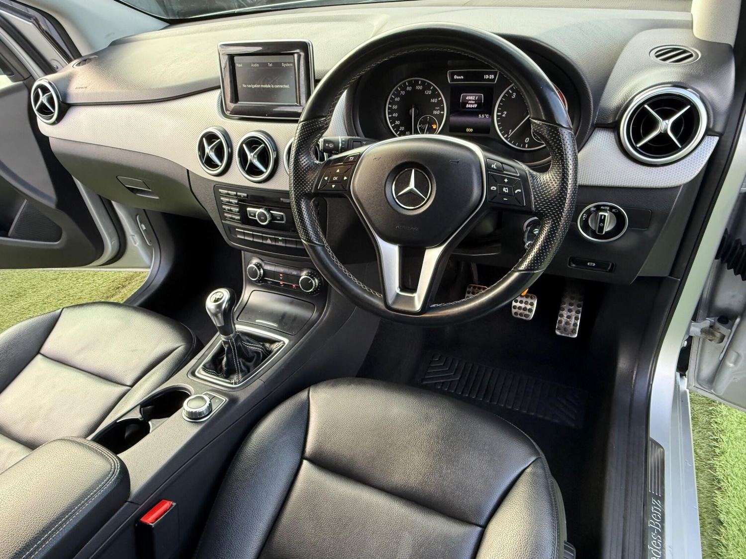 Used Mercedes-Benz B Class 2014 for sale - 76976761: Photo 3