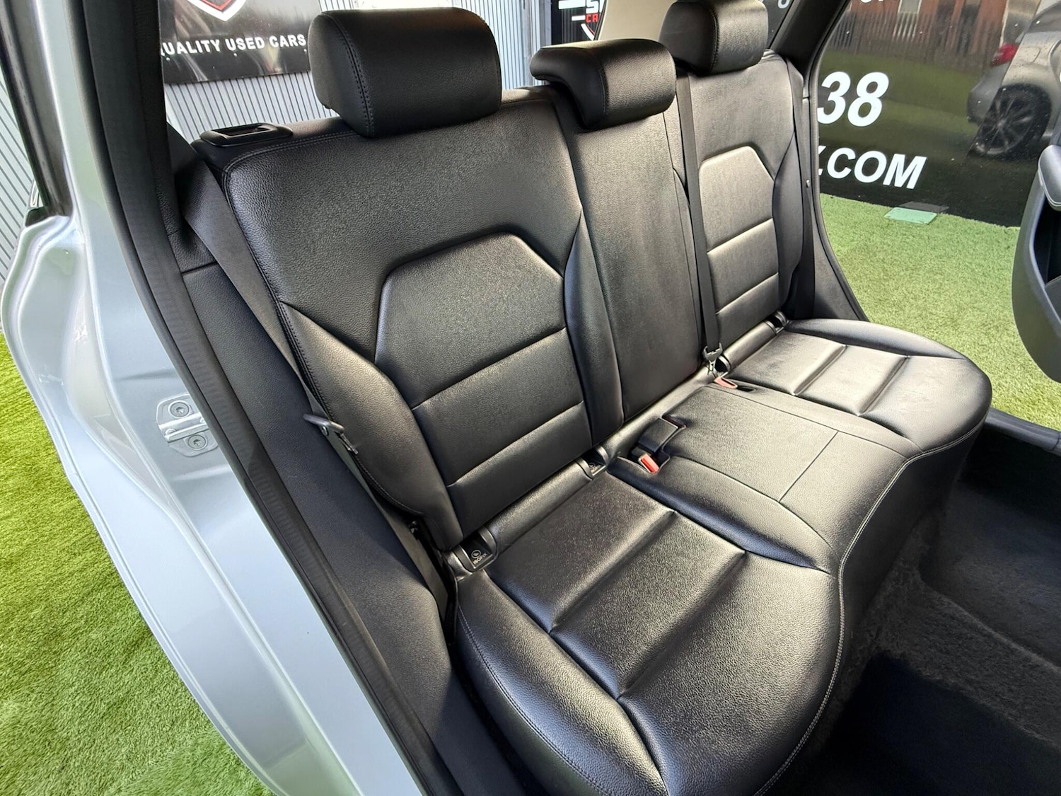 Used Mercedes-Benz B Class 2014 for sale - 76976761: Photo 32