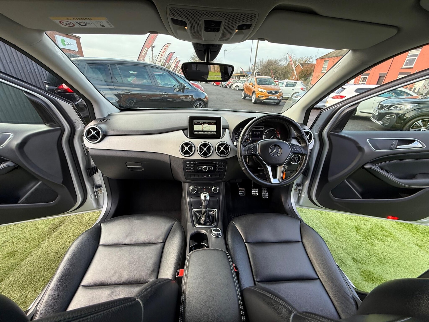 Used Mercedes-Benz B Class 2014 for sale - 76976761: Photo 37