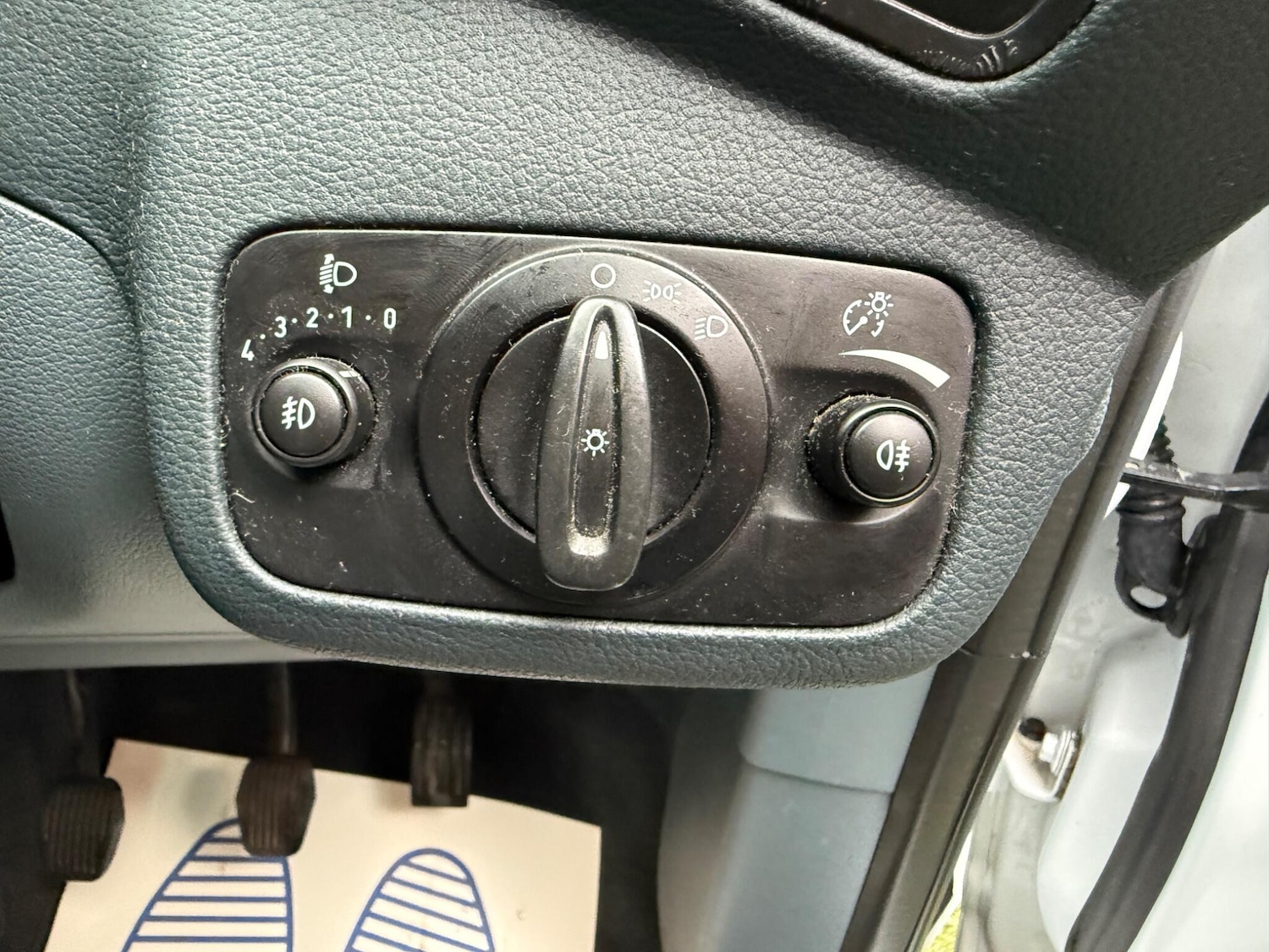 Used Ford C-Max 2014 for sale - 76703595: Photo 26