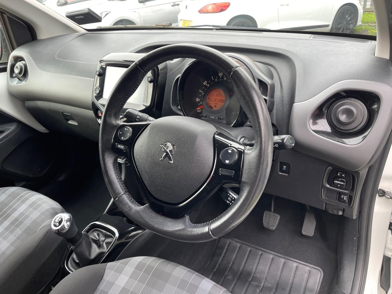 Used Peugeot 108 2019 for sale - 76703606: Photo 3