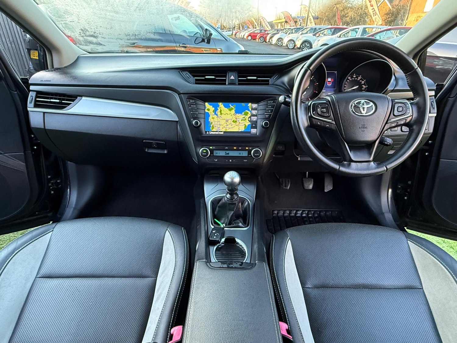 Used Toyota Avensis for sale - 77345556: Photo 2