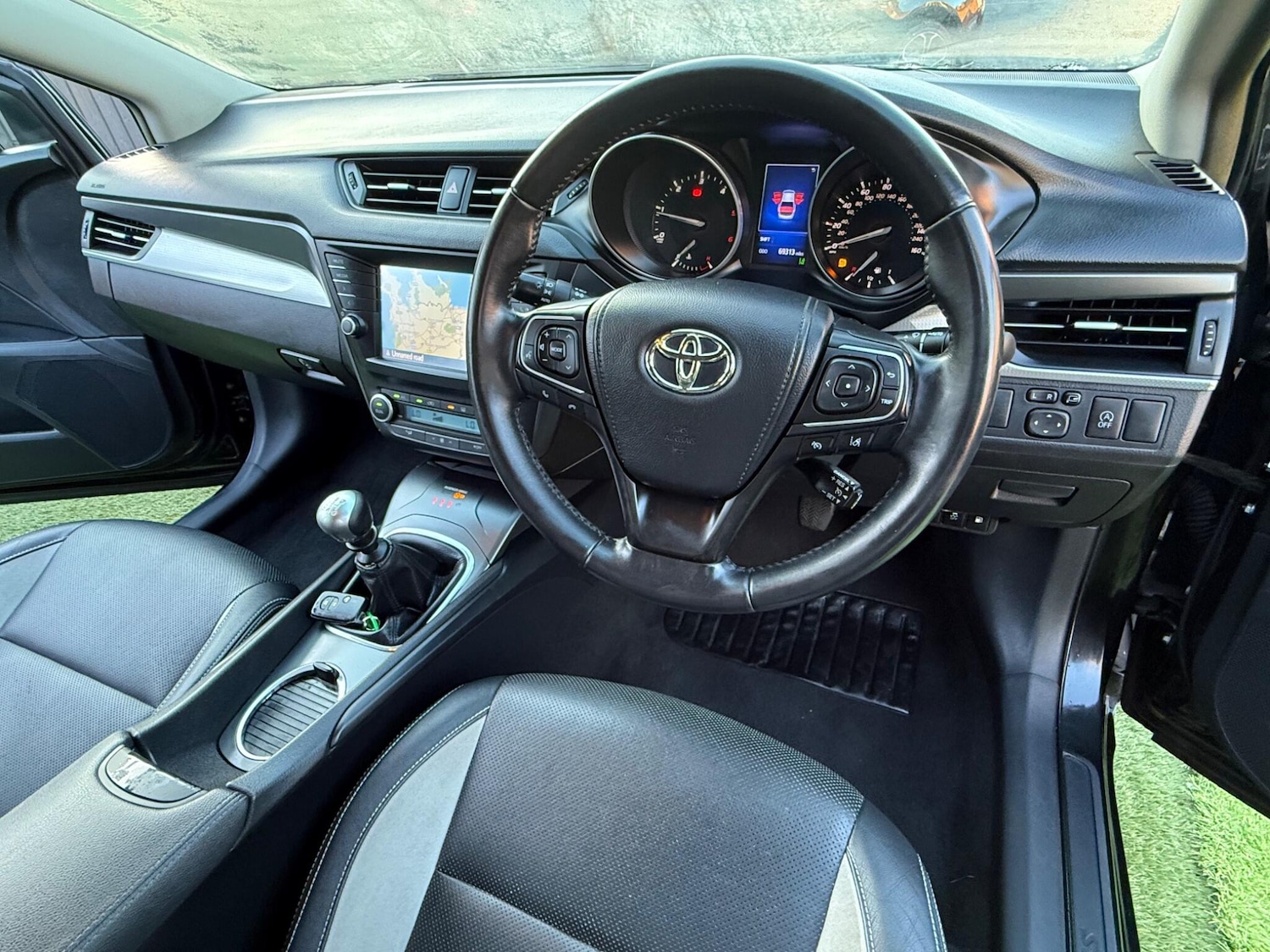 Used Toyota Avensis for sale - 77345556: Photo 3