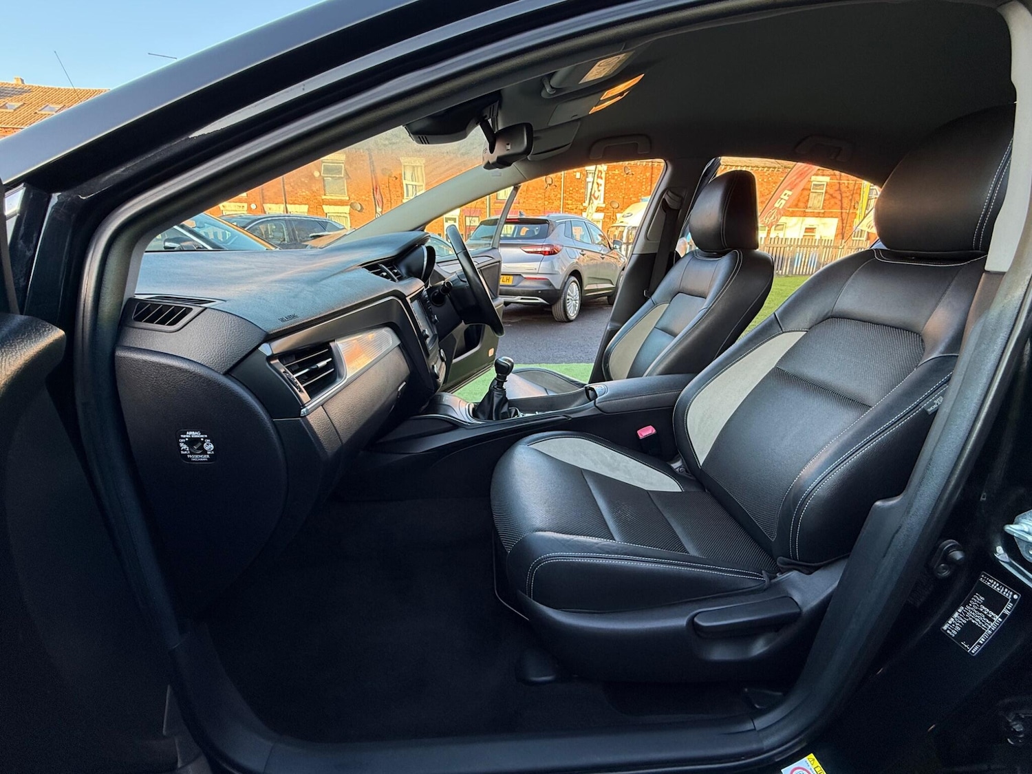 Used Toyota Avensis for sale - 77345556: Photo 30