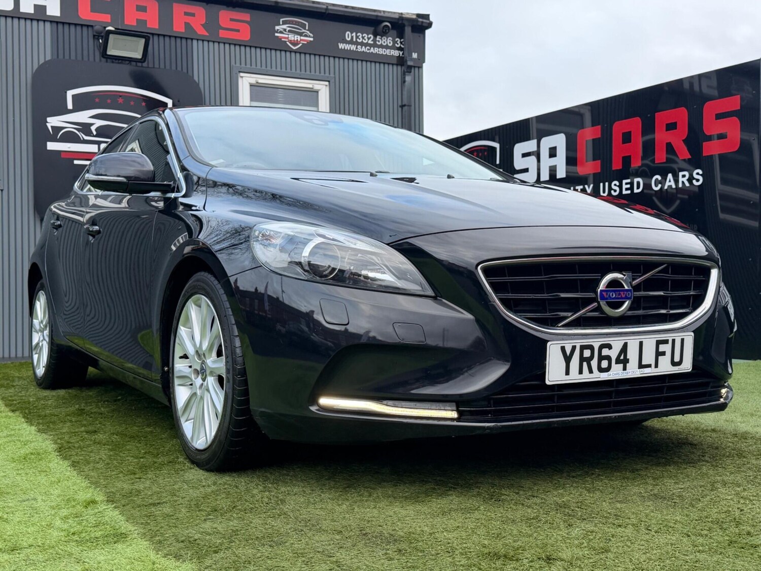Used Volvo V40 2014 for sale - 77479485: Photo 11