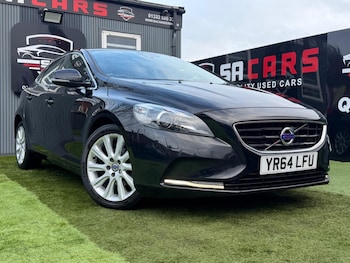 Used Volvo V40 2014 for sale - 77479485: Photo