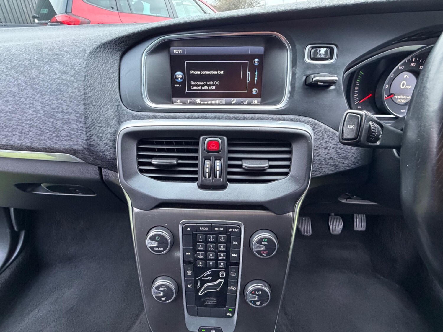 Used Volvo V40 2014 for sale - 77479485: Photo 21